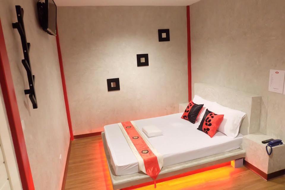 Love Box Resort Банкок Екстериор снимка